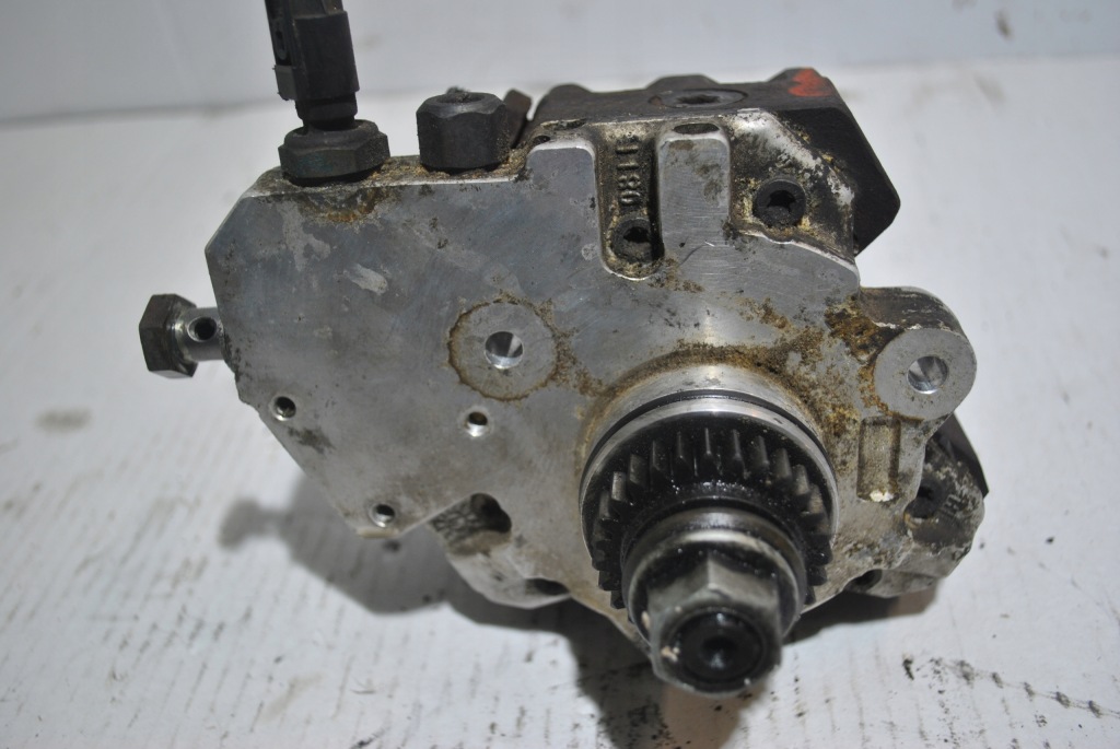 фото №4, Насос впрыскная mercedes w169 2.0 0445010096