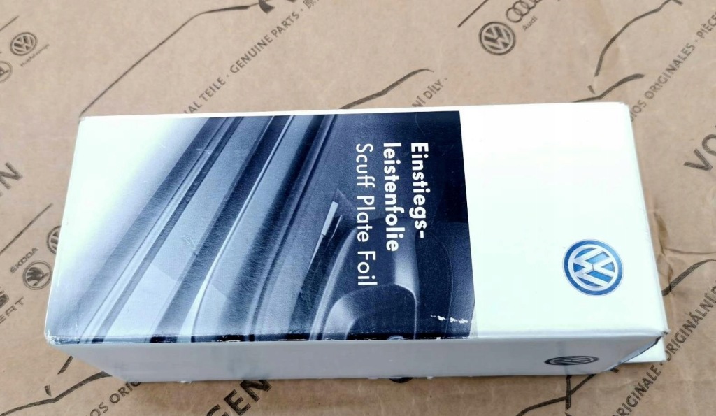 Купити Плівка наклейка захисна порога  vw touareg 7p 7p0071310a нова оригінал