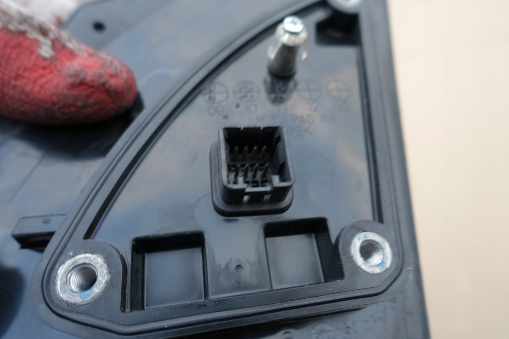 фото №4, Hyundai ix35 ix-35 зеркало передние правое 8pin eu