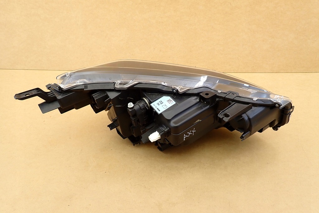 фото №9, Toyota yaris cross лампа левая левый перед full led koito 0d-312