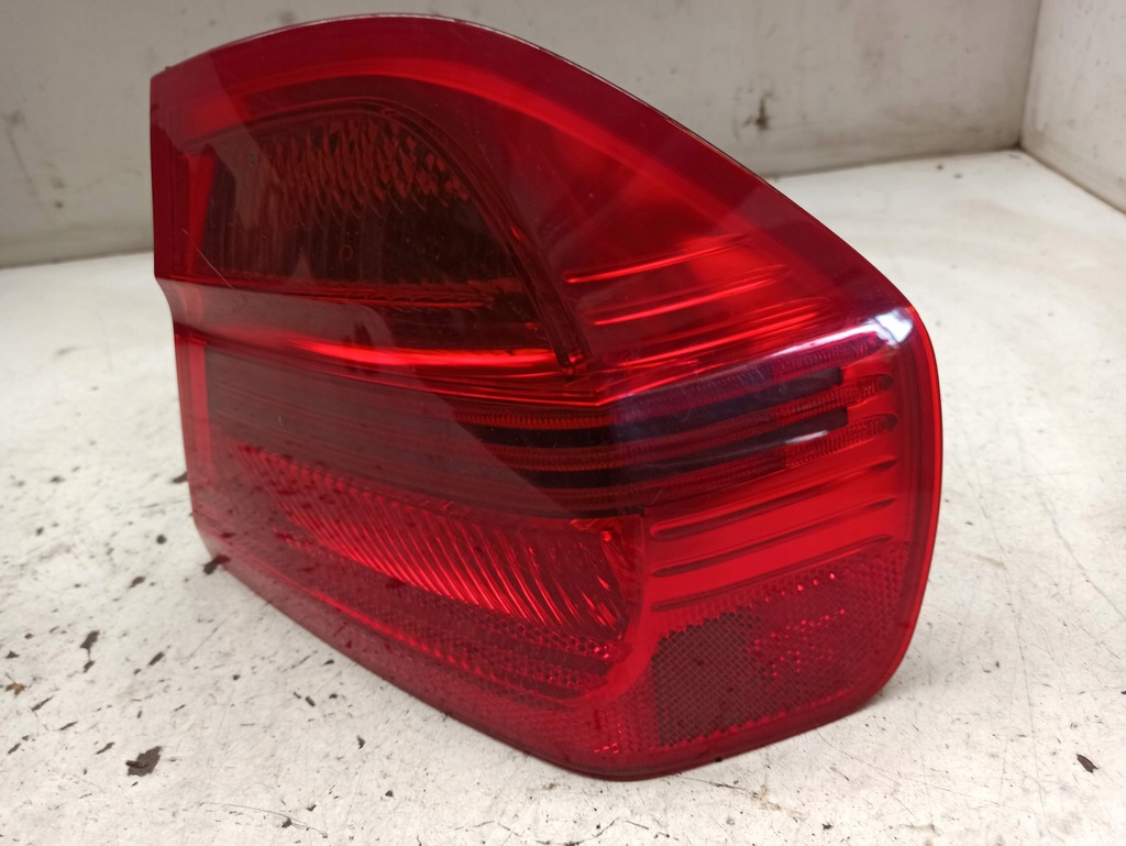 фото №7, Bmw 3 e90 sedan лампа правая задняя крыла 6937458