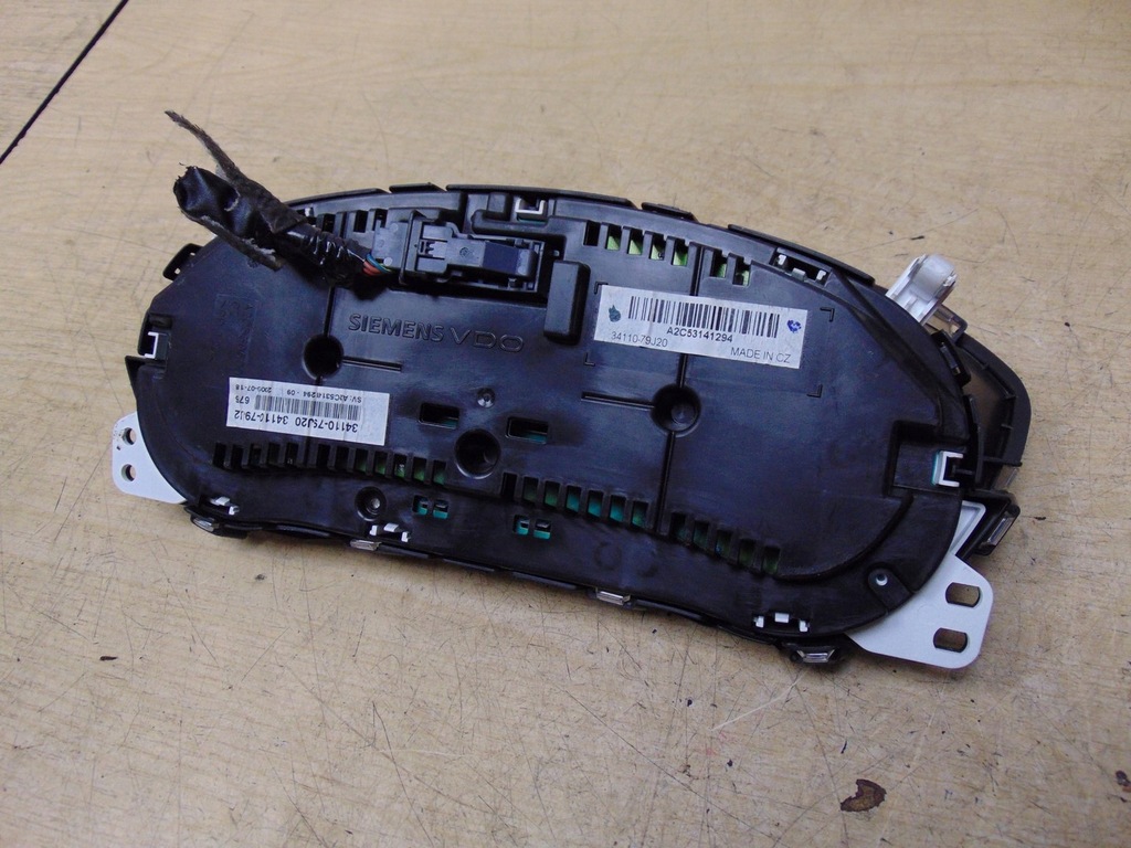 фото №13, Счетчик приборная панель suzuki sx4 1.6 16v 34110-79j20