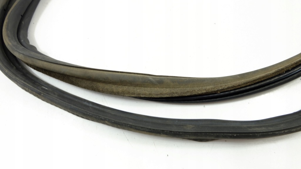 фото №4, Mini cooper r56 прокладка кузовна кришки багажника