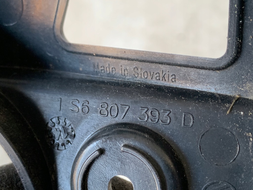 фото №4, Направляющая бампера левый задняя up mii citigo 1s6807393d