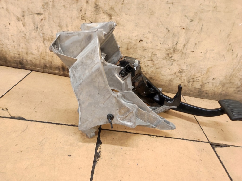 фото №8, Каркас патрон педаль гальма volvo v90 ii 2 s90 ii 2 eu