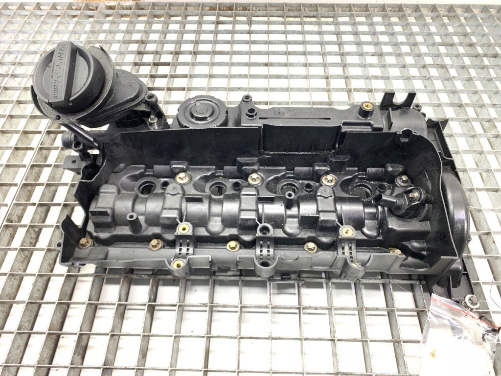 Купить Крышка клапанов 7810584 bmw f10 2.0
