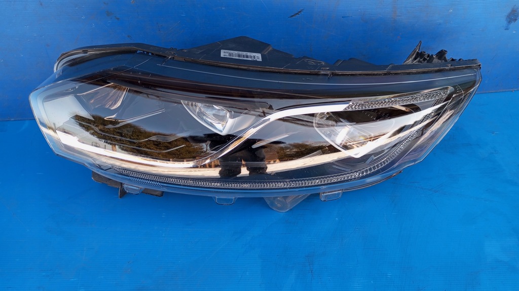 фото №2, 260608372r лампа левый перед eu renault espace v