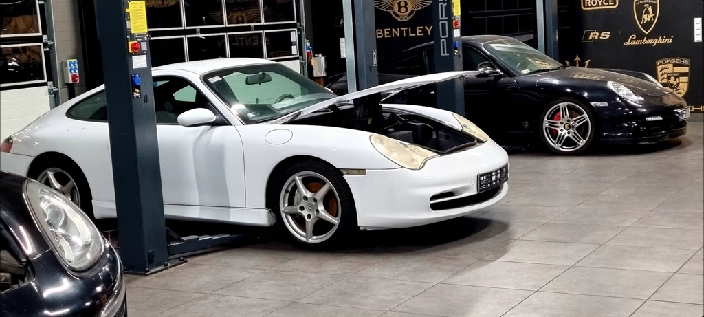 фото №11, Кришка клапанна клапанів розподільного валу porsche panamera cayenne 4.8 ліва права