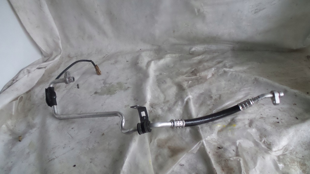 фото №2, Шланг кондиционера renault zoe 924406739r трубка кондиционер