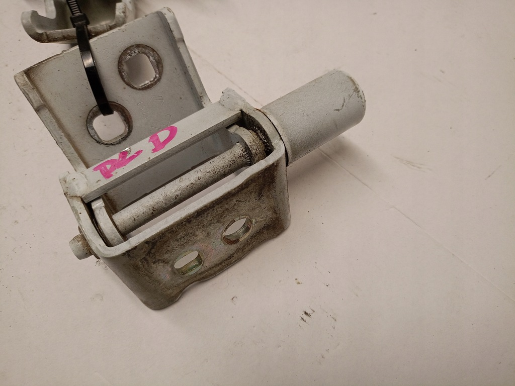 фото №2, Петли дверь перед левый renault zoe