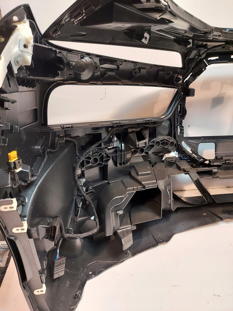 фото №16, Bmw g70 i7 m набор бампер карбон schwarz 416 eu