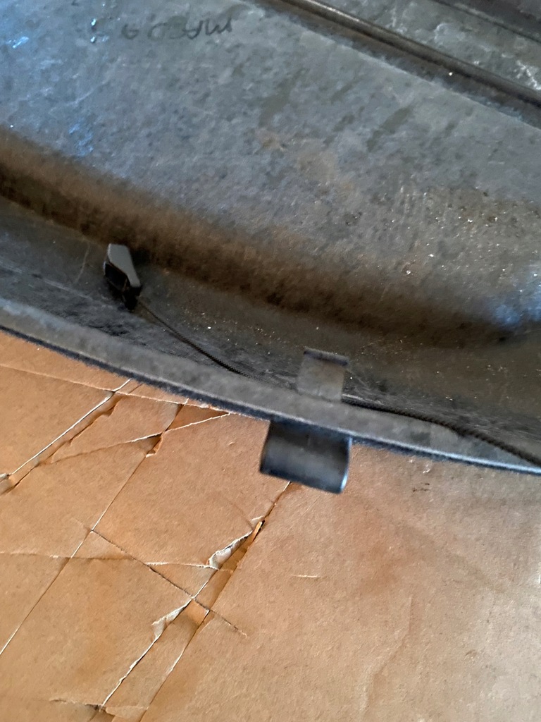 фото №11, Полка багажника mazda 3 bk 5 дверь