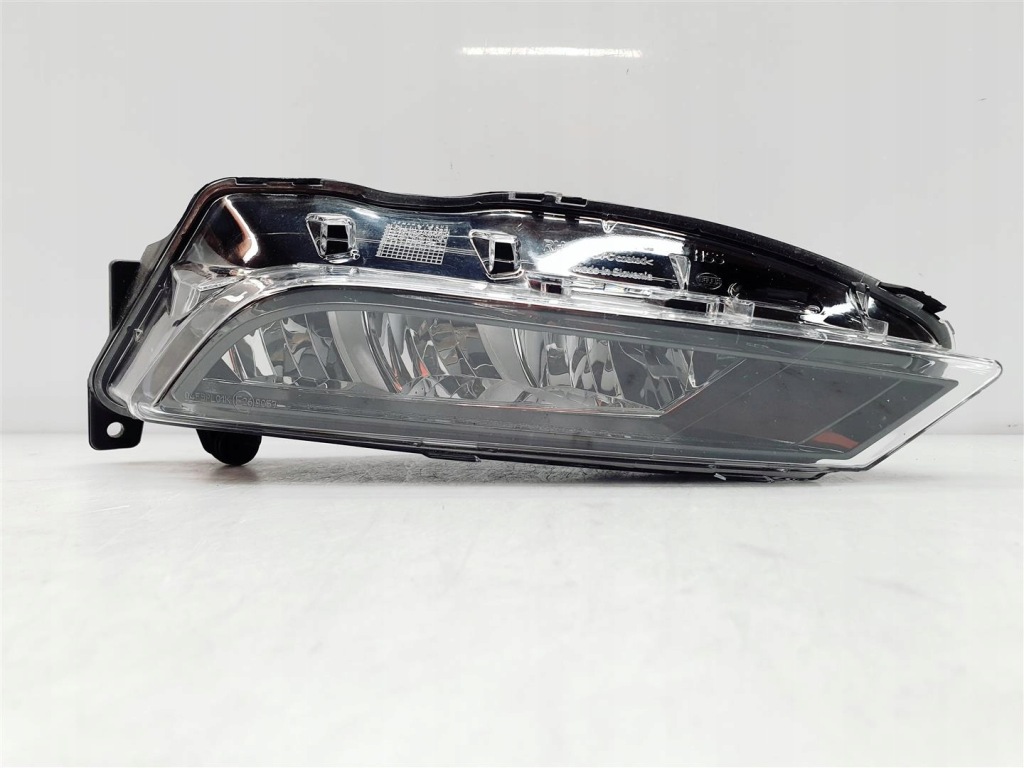 Купить Seat cupra ateca рестайлинг  18r+ правый противотуманная фара led ory европа  !!!