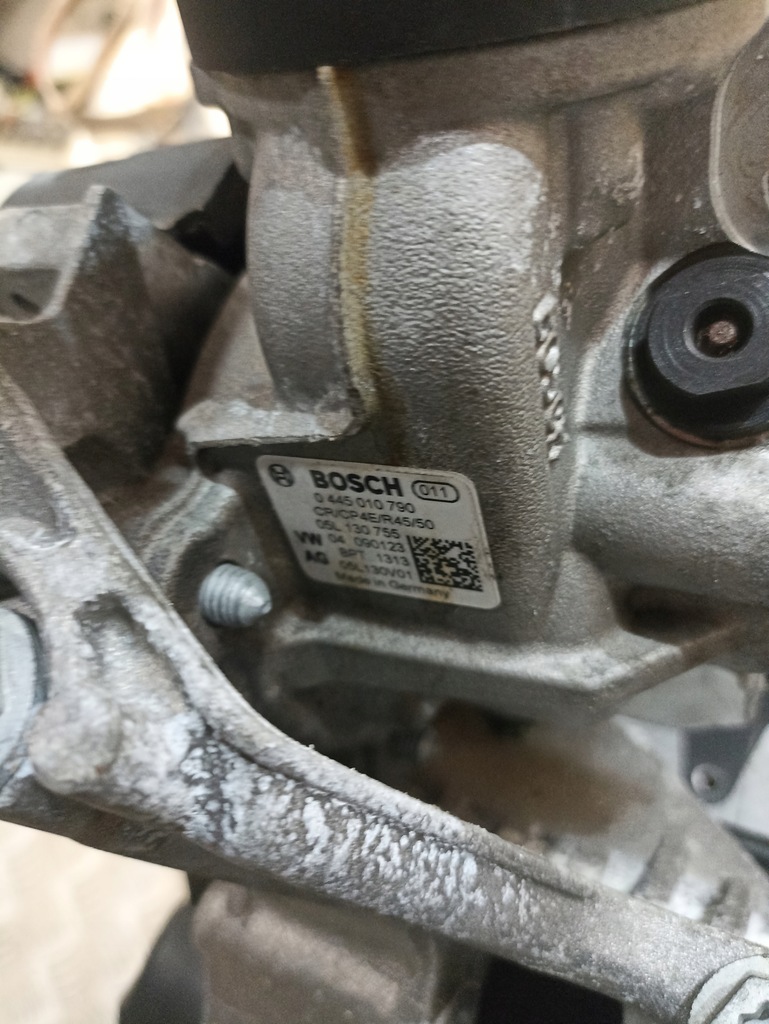 фото №12, Ford tourneo connect mk3 двигатель 2.0 tdci dtr насос форсунки