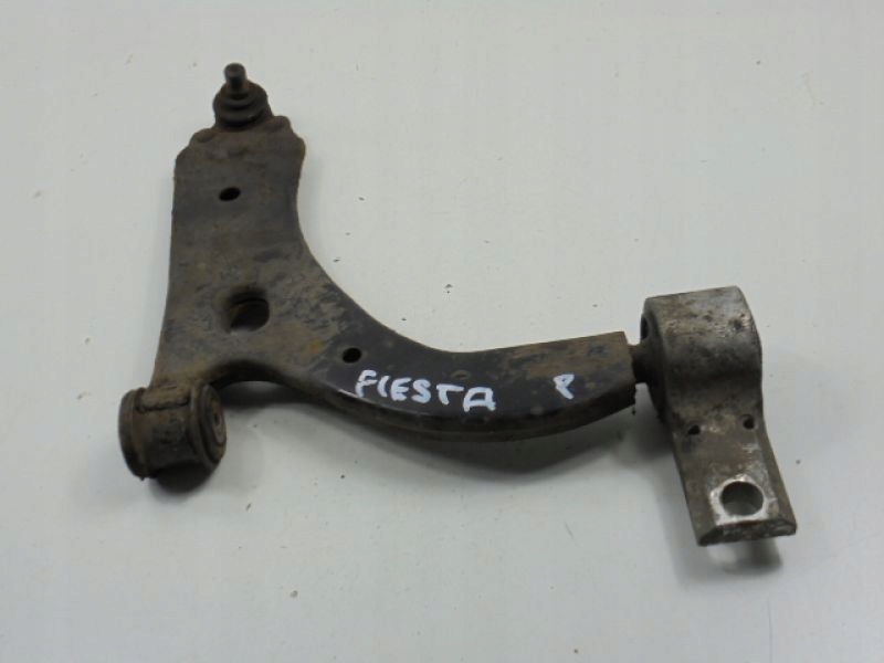 фото №1, Ford fiesta mk6 важіль нижній перед правий