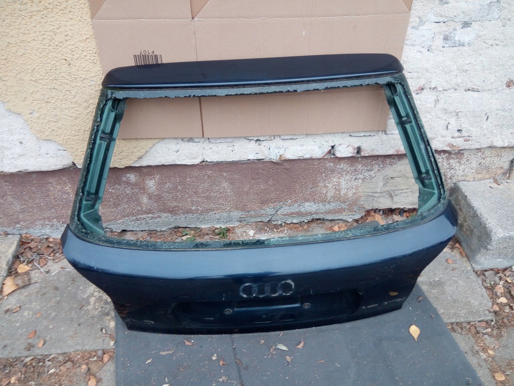 фото №1, Крышка багажника задняя audi a3 8l '96-03 oryg.