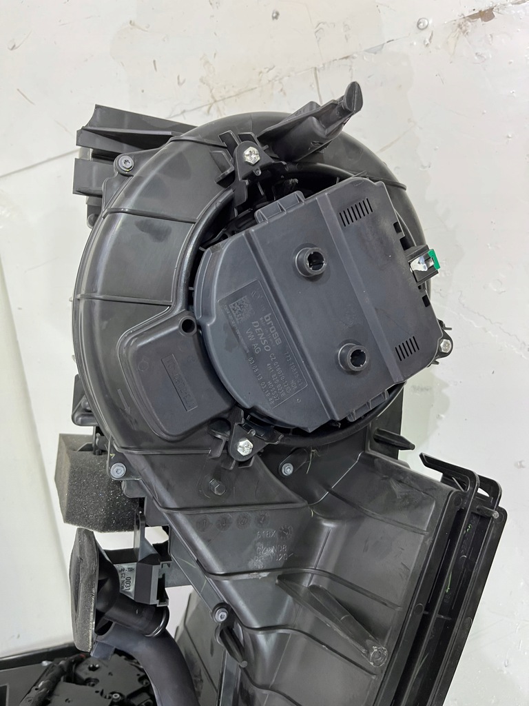 фото №6, Обігрівач audi a8 d4 комплектна , справна, europa