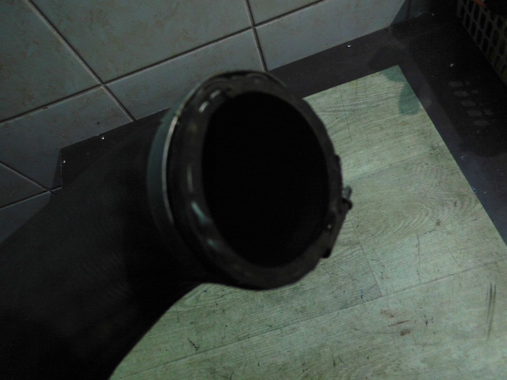 фото №3, Volvo оригинальный номер 30766441 труба шланг интеркулер