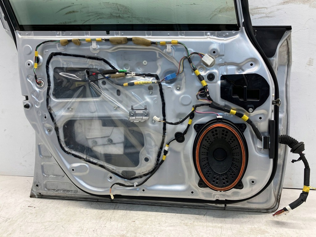 фото №14, Prius iii дверь передние левый перед полный 1f7