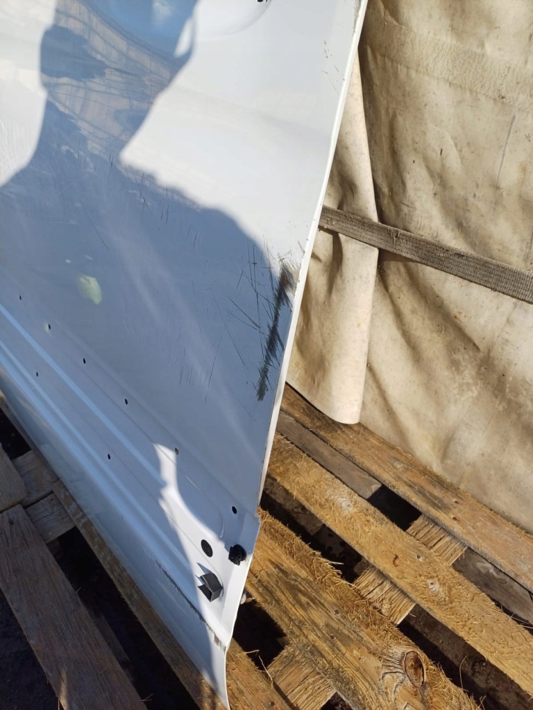 Купити Двері зсувні праве бічний mercedes sprinter 907 910 w907 w910