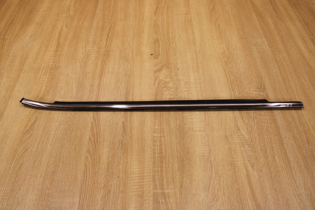 фото №1, Молдинг уплотнитель дверь правый задняя alfa romeo giulietta