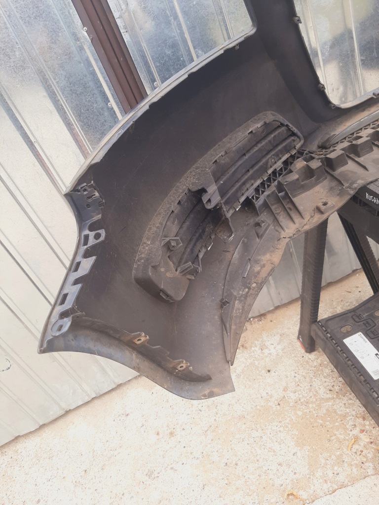 Бампер перед audi a3 8p lift lata 2008-2012 цвет lz7h в Украине