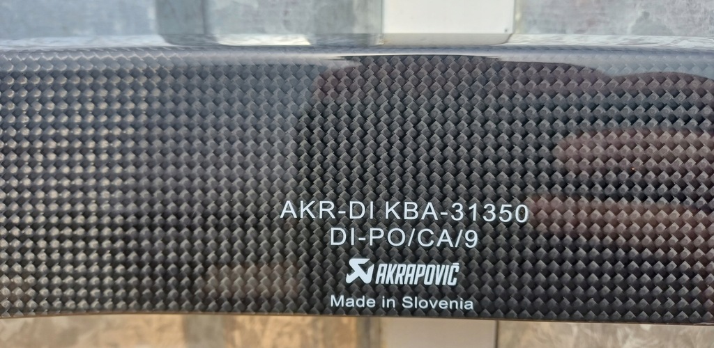 фото №11, Porsche 911 992 gt3 бампер задняя карбон akrapovic