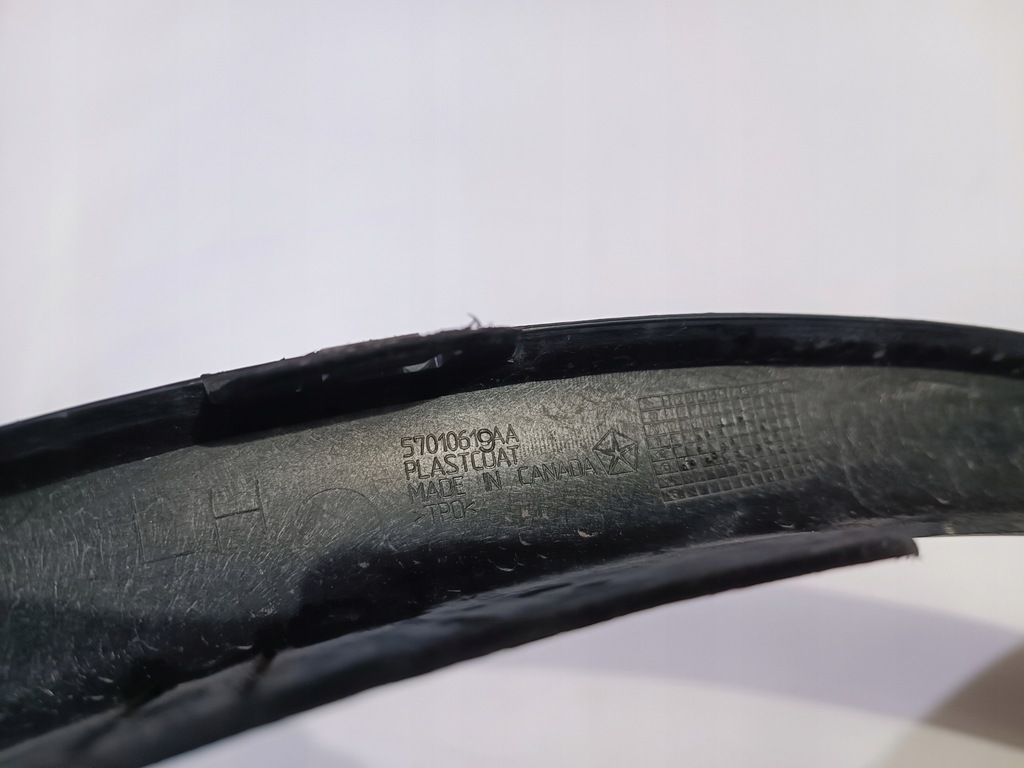 фото №12, Молдинг накладка крила задня ліва dodge durango 2011-2024