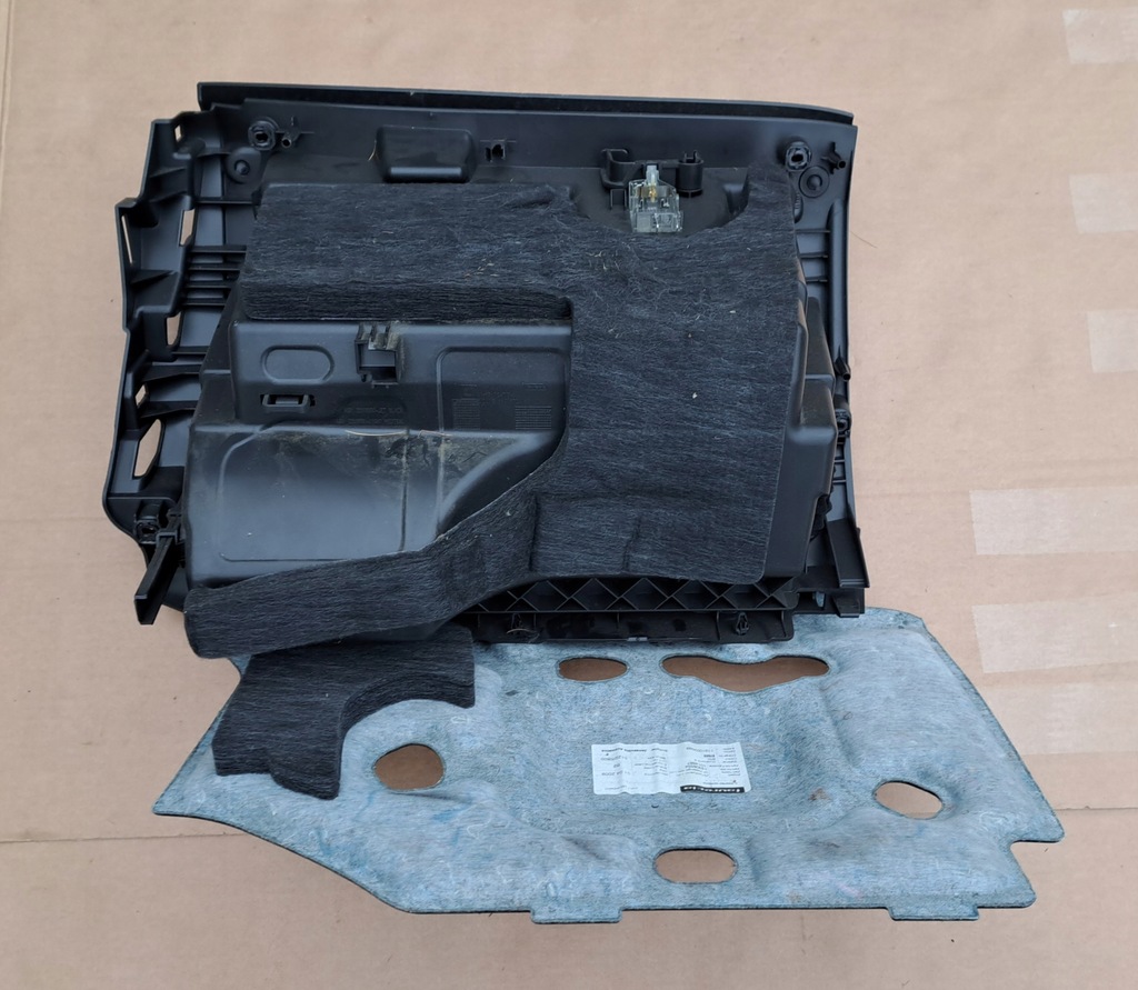 фото №6, Opel insignia a бардачок пасажира захист 13308554 13308550