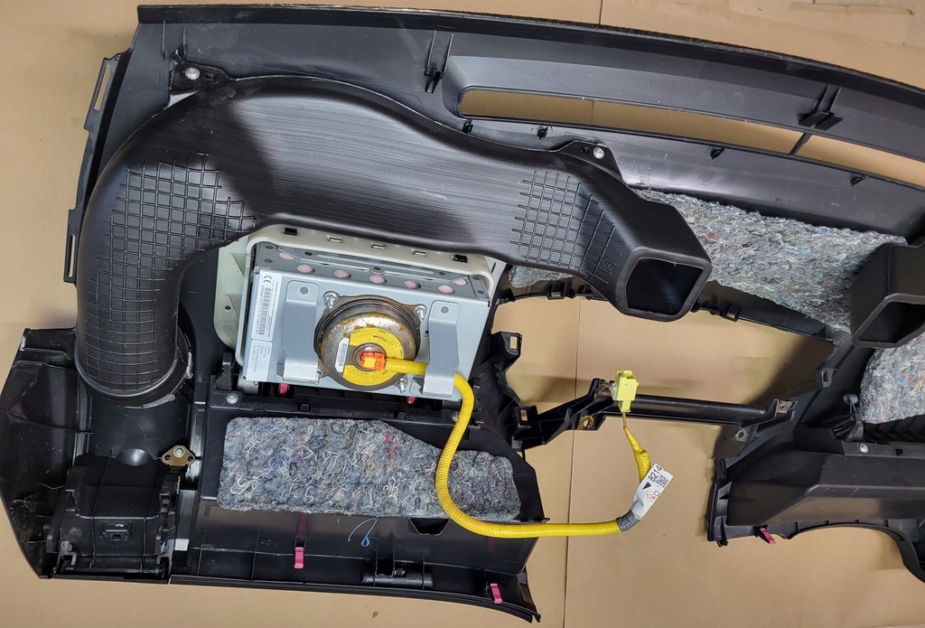 фото №13, Подушка безпеки панель приладів панель приладів подушка повітряна пасажира toyota yaris ii оригінальний номер europa