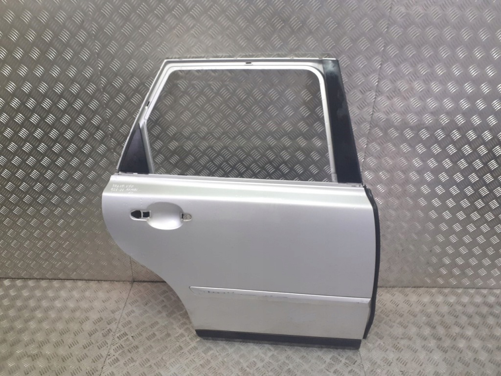 фото №1, Дверь правый задняя volvo v50 426-26 kombi