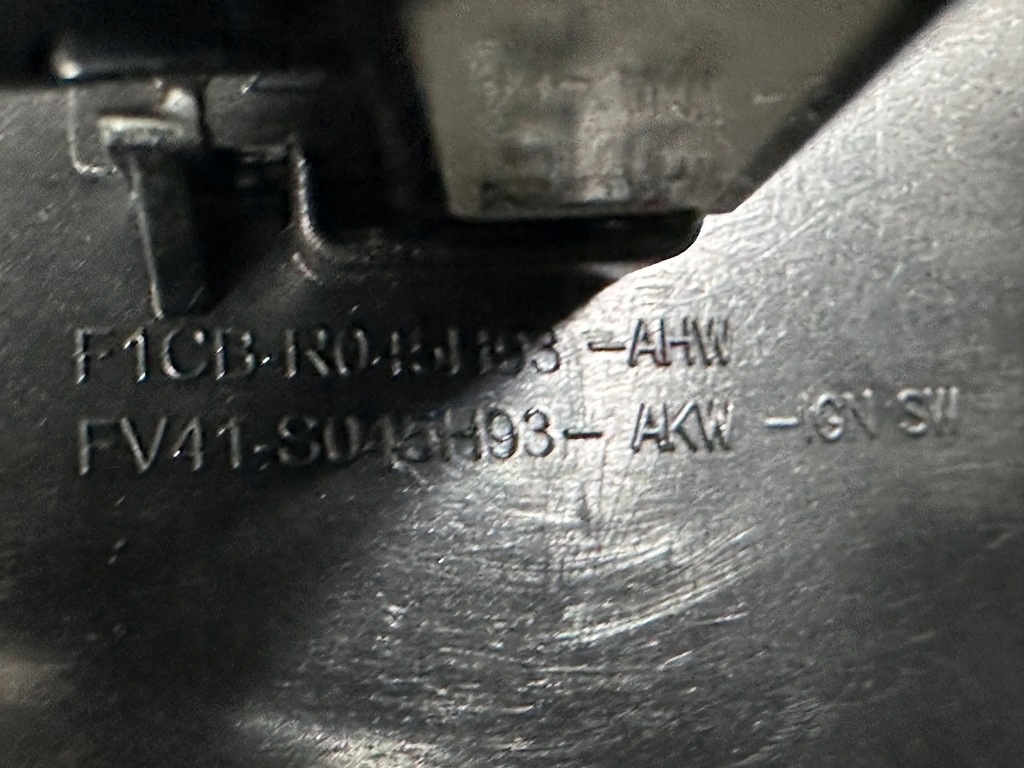 фото №8, Ford c-max ii 2016 туннели средний