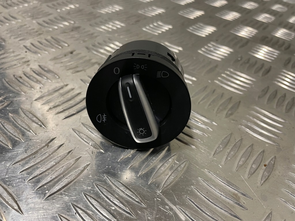 фото №1, Vw 3c8941431b