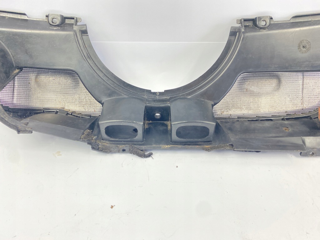 Жабо средний пластик защита дворники mercedes w124 1246200978 Оригинал