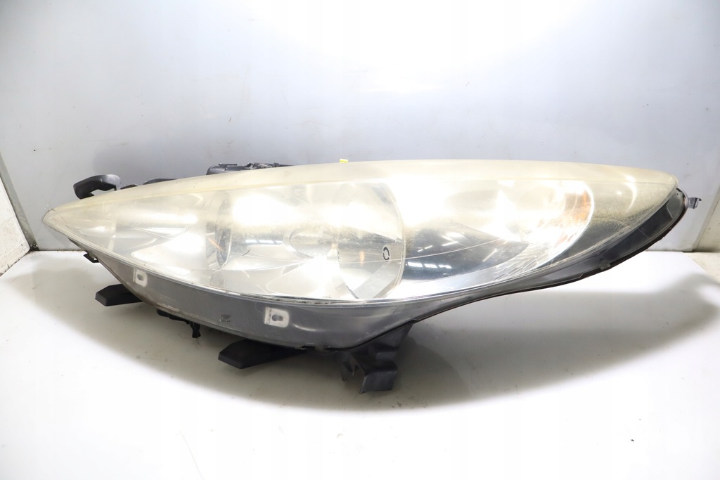 фото №1, Лампа левая передняя peugeot 207 1.4