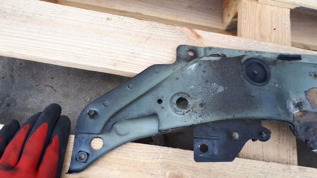 фото №9, A6 c7 4g носик лонжерон крила ліва lz9y a7