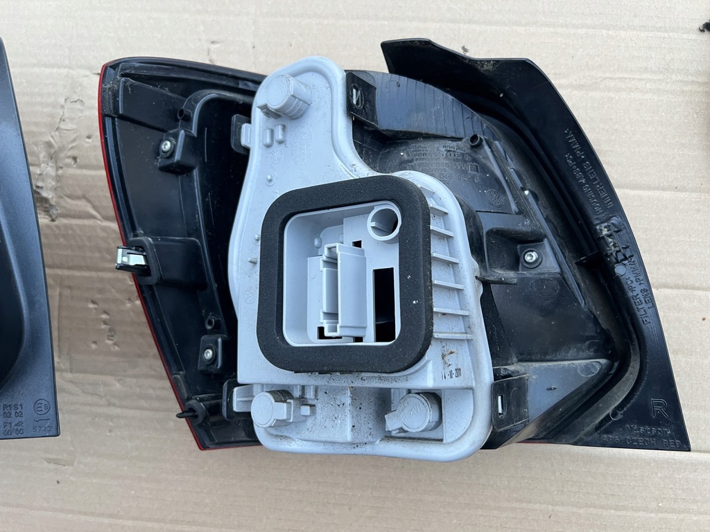 фото №9, Лампа правая задняя задняя vw polo v 6r0