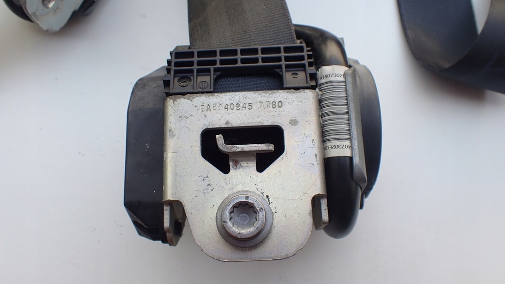 фото №5, Ремни безопасности vw jetta перед zablokowane