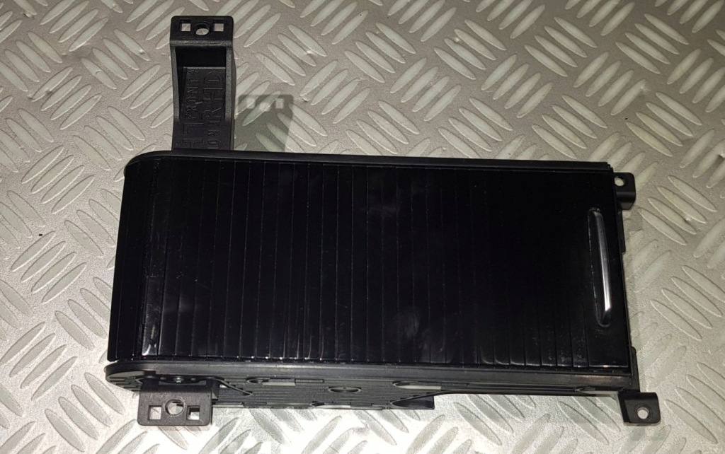 фото №6, Jaguar xf x260 бардачок кронштейн na кружки подстаканник