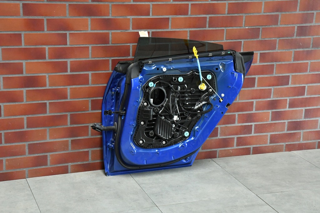 фото №7, Дверь правое задняя задние bmw 4 g26 i4 g26 c31 portimau blau