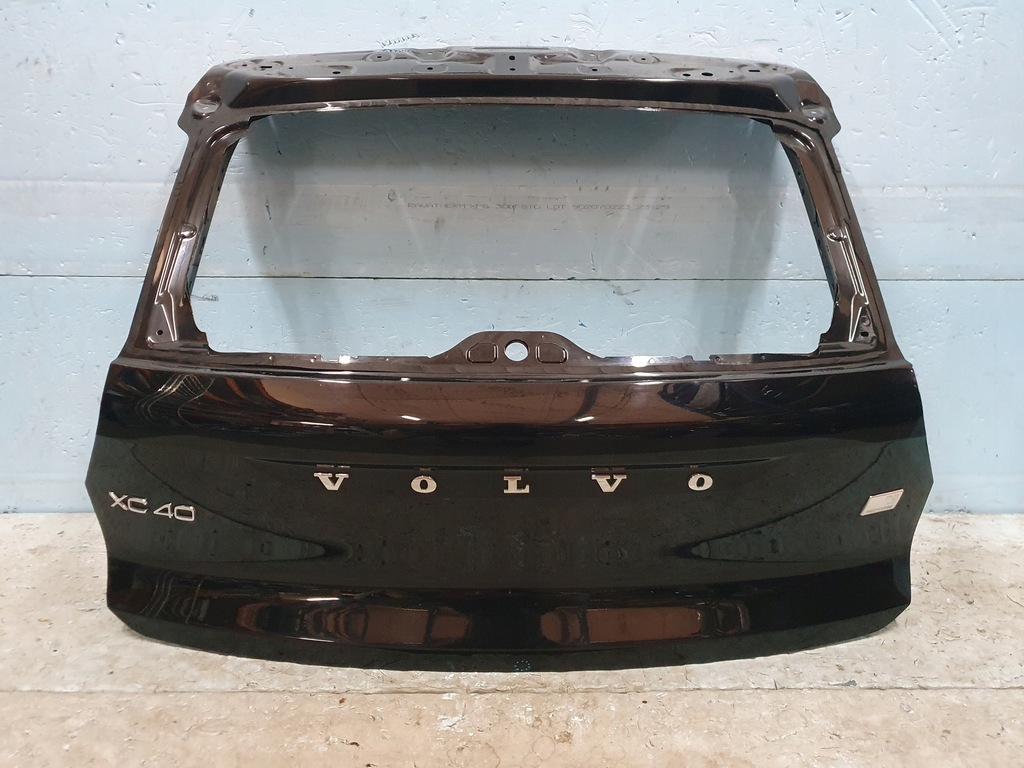 фото №1, Крышка багажника багажника volvo xc40 задняя