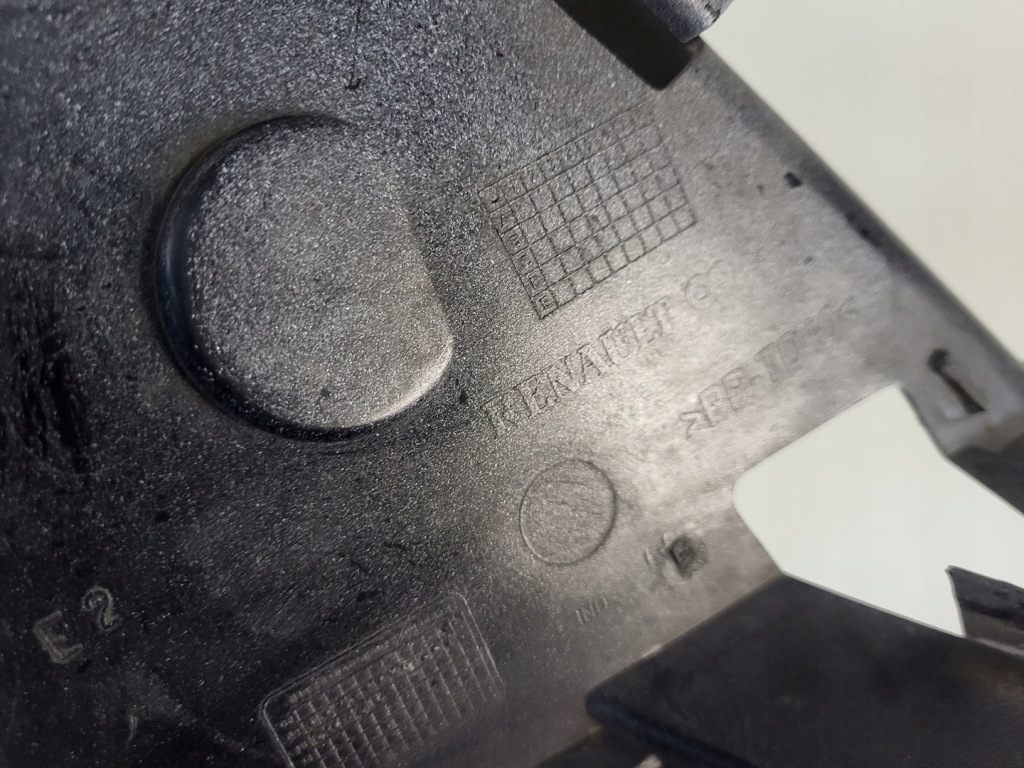 фото №11, Направляющая бампера кронштейн правый перед renault scenic iii