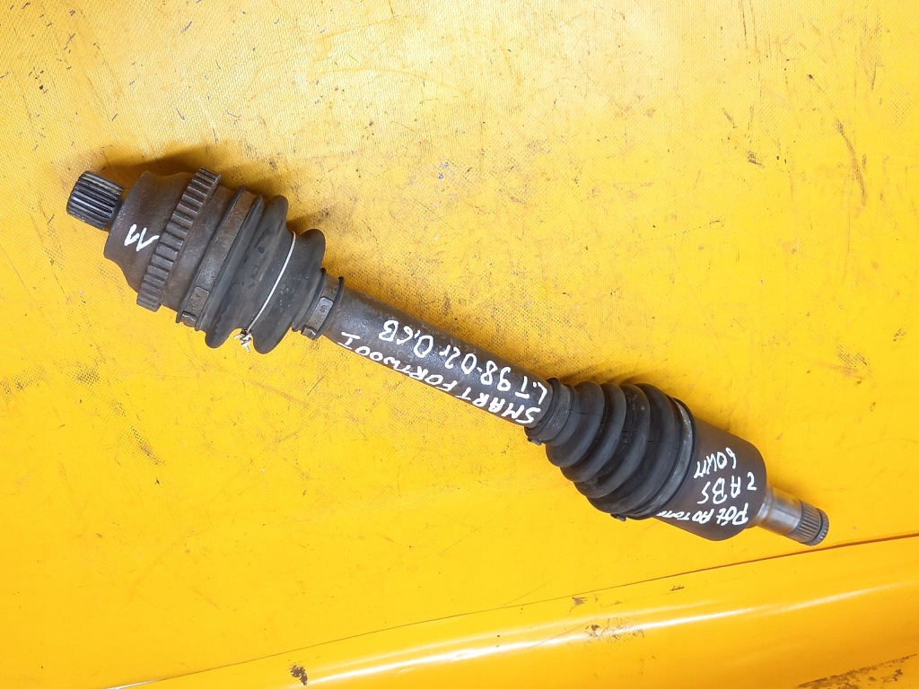 Приводной вал левая задний  smart fortwoo 1 0,6b 98-02r półauto с Разборки