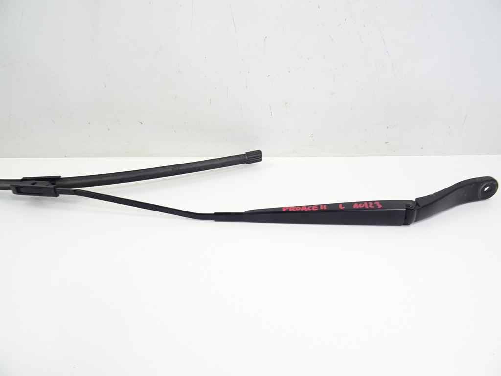 фото №6, Toyota proace ii рычаг дворники левая 9808465480