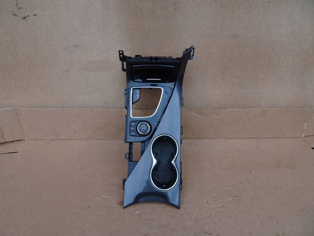 фото №1, Infiniti q50 панель середній тунель