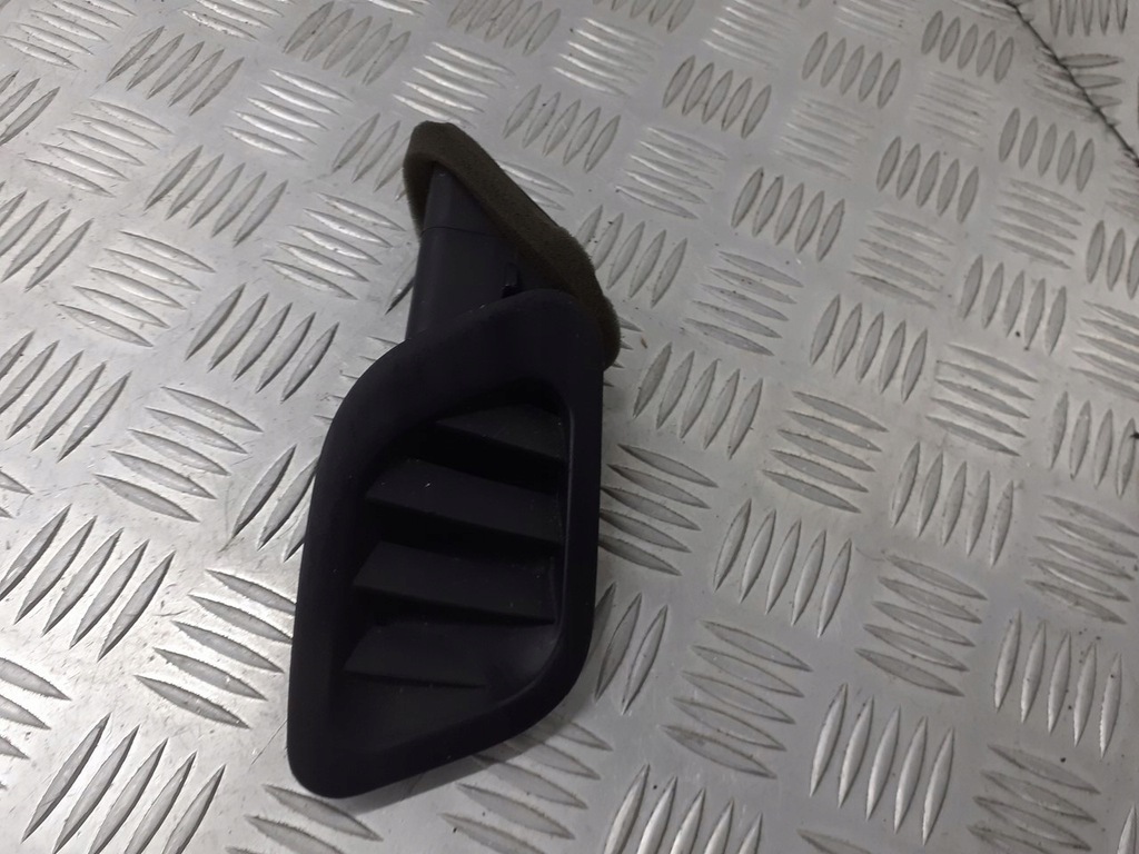 фото №1, Решётка обдув левая mitsubishi space star 1.9 did mr773199