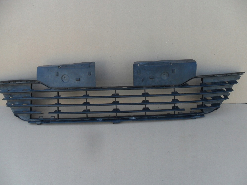 фото №8, Citroen c4 la 2004 2005 решётка средняя бампера