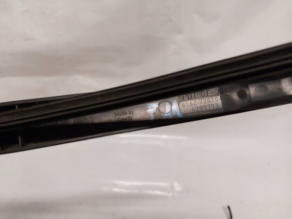 фото №2, Щітка двірник важіль кришки задня задня bmw f11