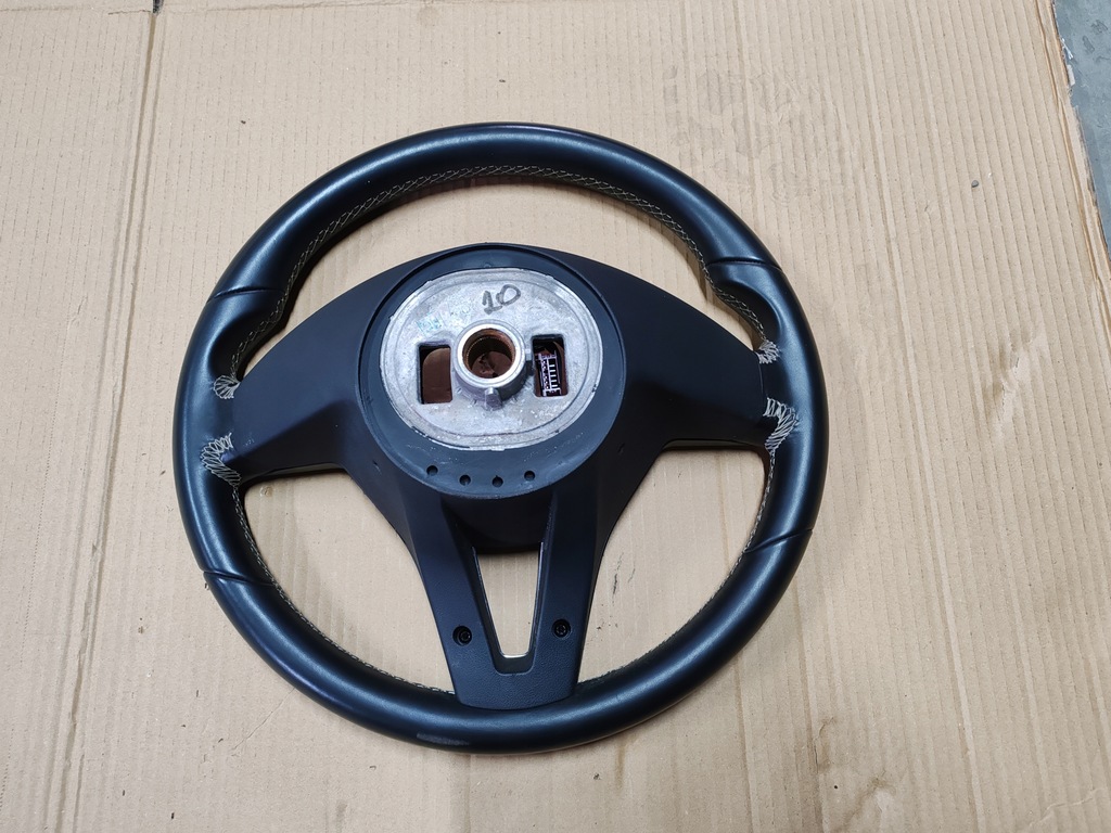 фото №11, Воздуховод кожаный кожа хороший состояние infiniti q30 15-20