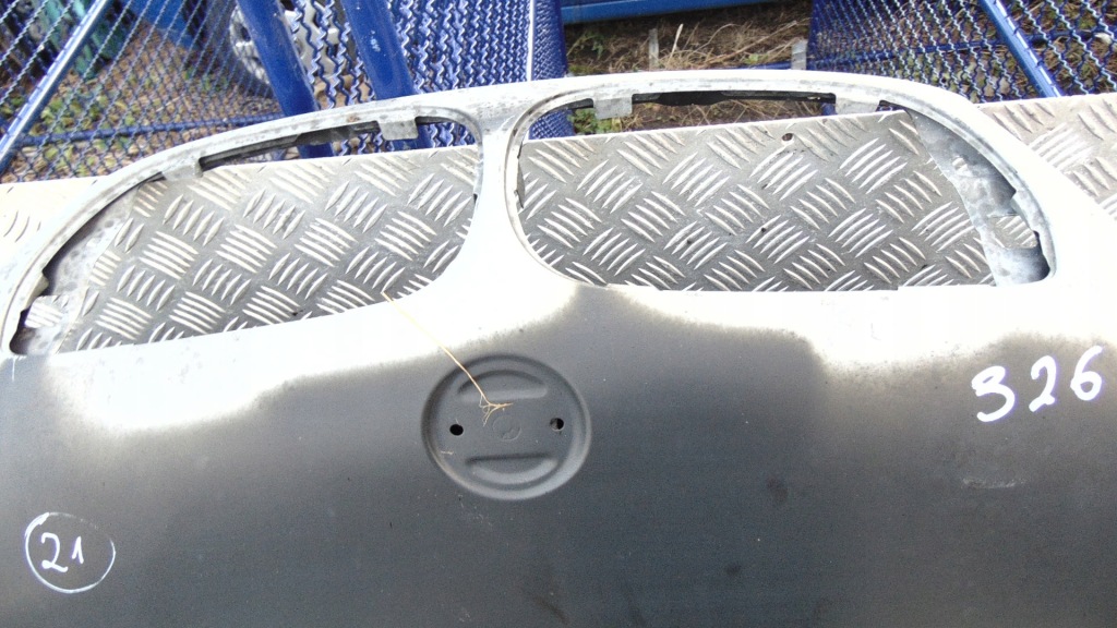 Капот крышка двигателя bmw 3 e46 рестайлинг  седан универсал Недорого